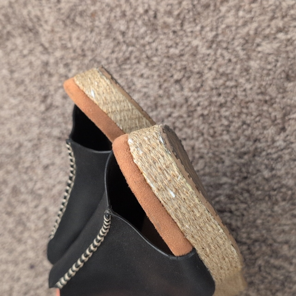 Zodiac 100% Leather Black Wedge Sandals - Picture 6 of 9
